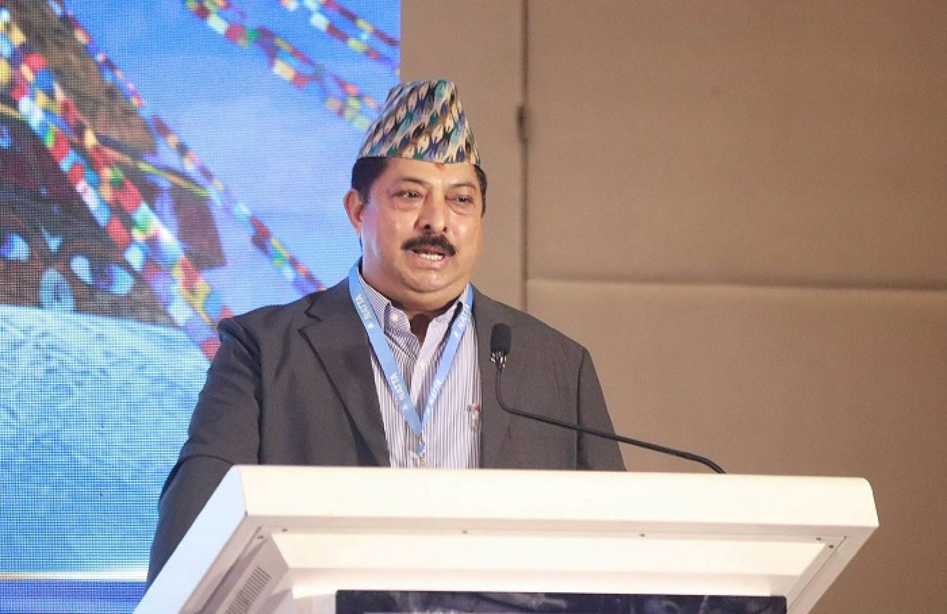 नयाँ नीति ल्याउँदा हतार नगर्न सरकारलाई महासंघ अध्यक्ष श्रेष्ठको आग्रह